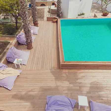 Δωμάτια σε οικογενειακή κατοικία Christa Luxury