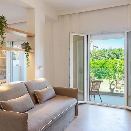 Christa Luxury Κάβος