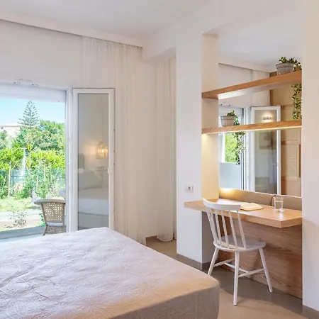 Christa Luxury Homestay *